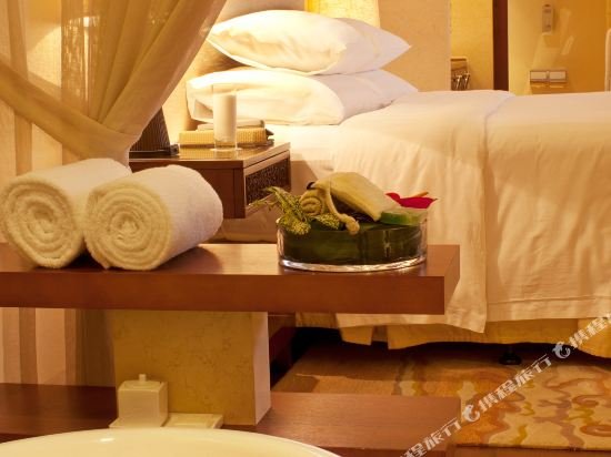 Фото New Century Resort Jiu Long Lake Ningbo