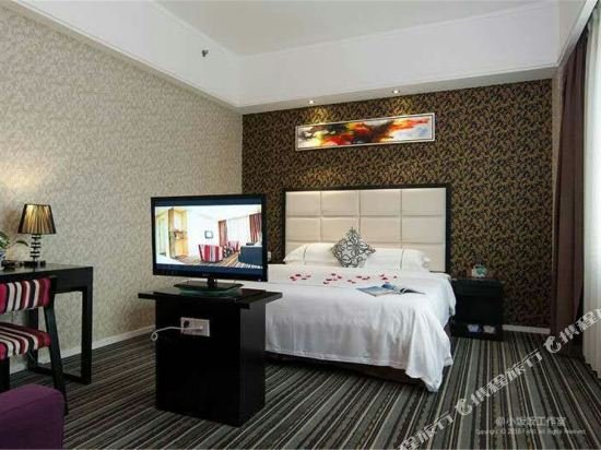 Фото Zhuhai Biwan Hotel