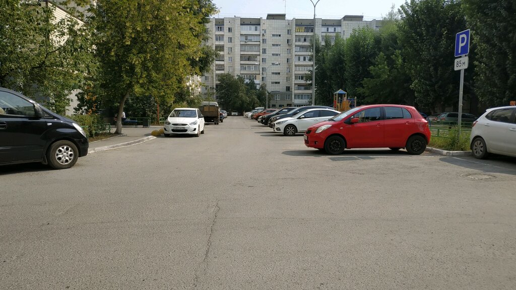 Parking lot Автомобильная парковка, Tyumen, photo
