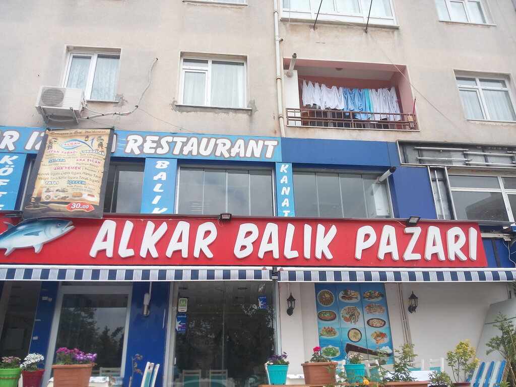 Balık ve deniz ürünleri Alkar Balık Pazarı, Kartal, foto