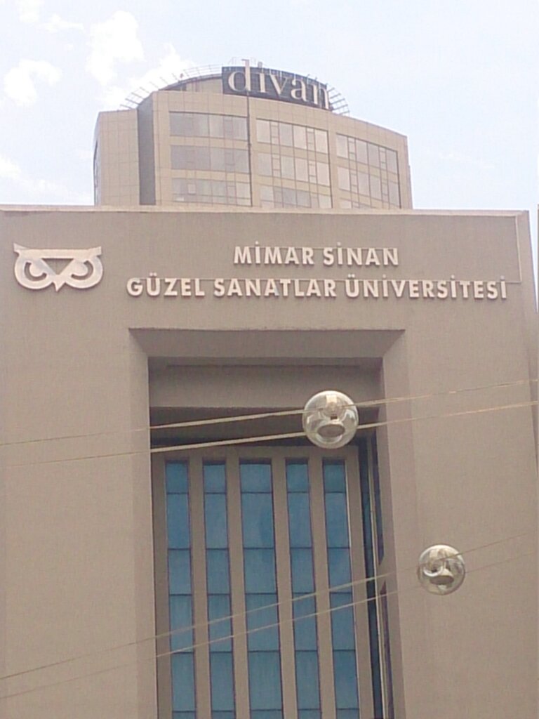 كلية، جامعة Mimar Sinan Fine Arts University Findikli Campus ، اسطنبول، صورة