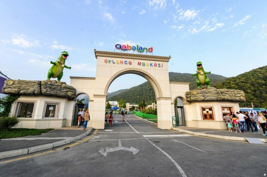 Attraksionlar parkı Qəbələnd, Qəbələ, foto