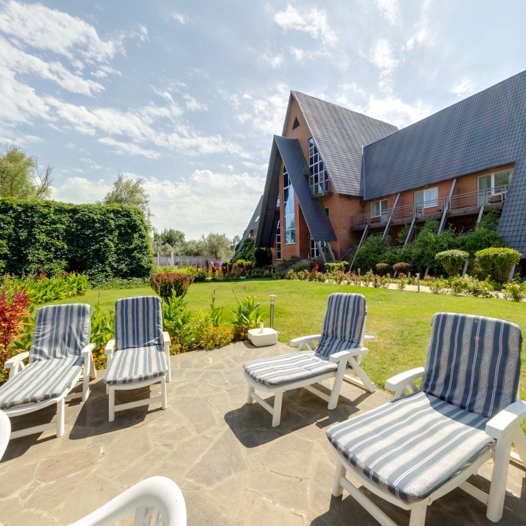 Фото River House