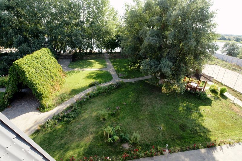 Фото River House