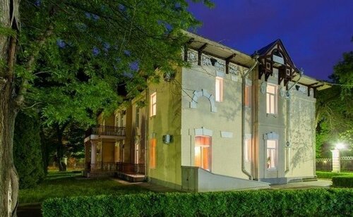 Санаторий Амакс Курорт Шахтер в Ессентуках