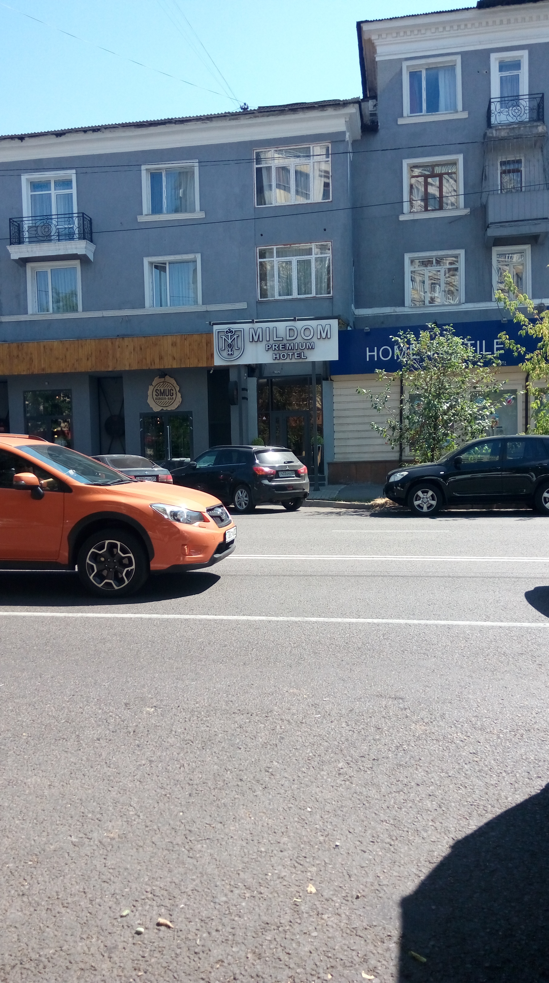 Фото Mildom Hotel