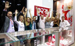 Yarra Jewelry (Serebryakova Drive, 14с15) ، بيع المجوهرات بالجملة