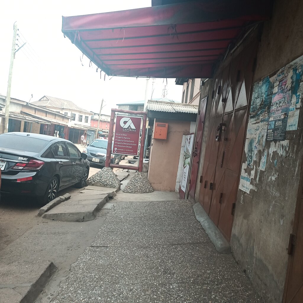 Real estate agency Captains Properties, Accra, photo