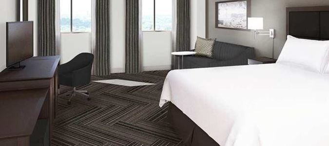 Фото Hampton Inn & Suites Richmond - Downtown