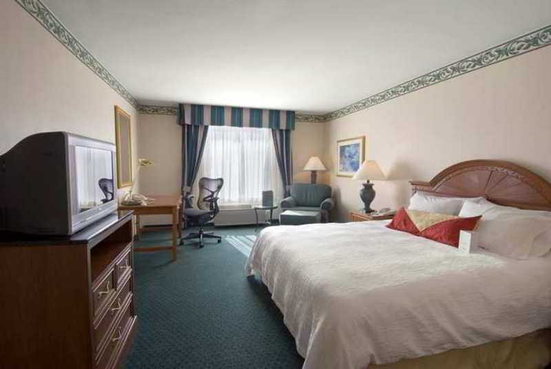 Фото Hilton Garden Inn Portland Airport