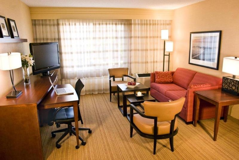 Фото Courtyard by Marriott Milpitas Silicon Valley