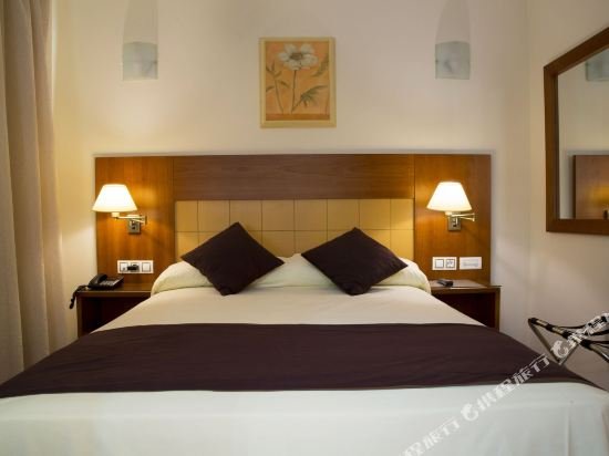 Фото Hotel Córdoba Centro