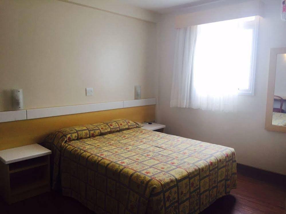 Фото Hotel Express Terminal Tur - Rodoviária Porto Alegre