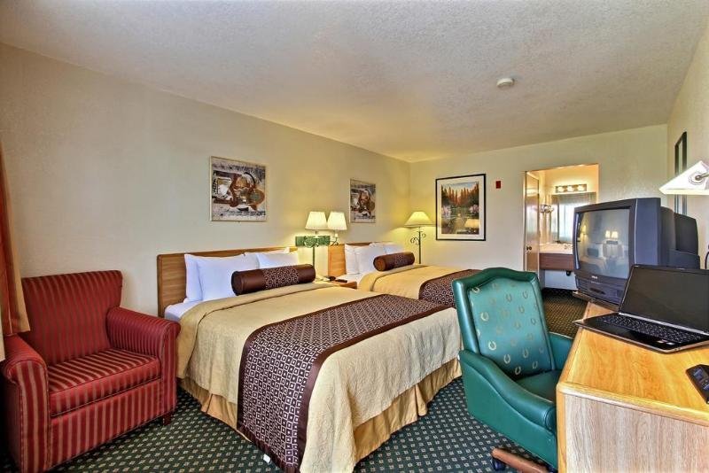 Фото Quality Inn Oakland Airport