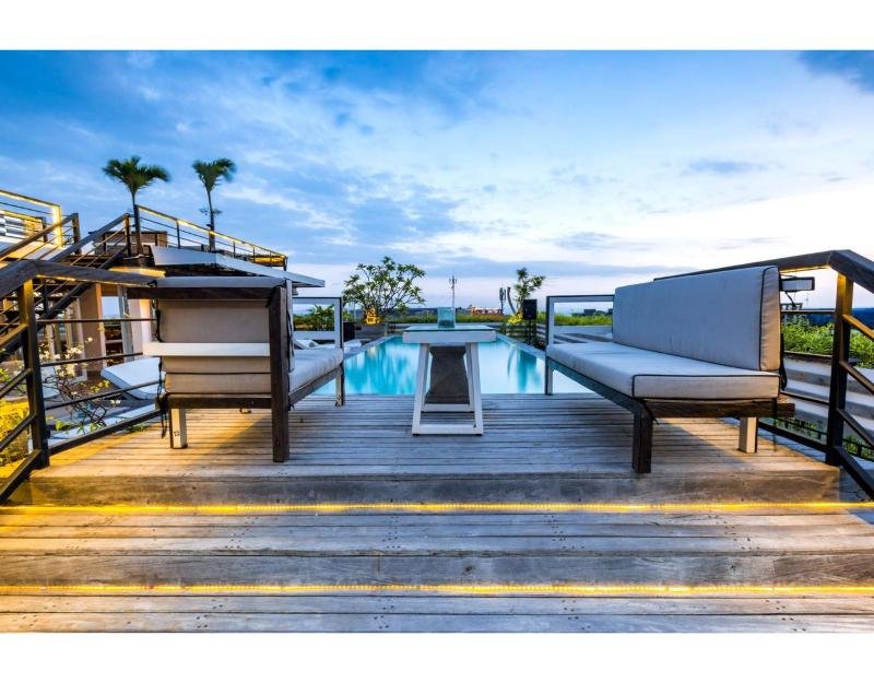 Фото Imani Suites