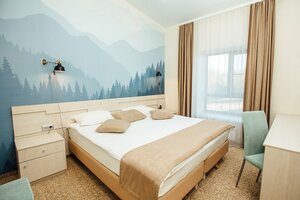 Ecopark Polyany (posyolok Varskiye, Ekoparkovaya ulitsa, 1) ، فندق