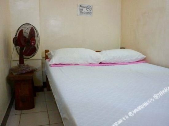 Hotel E Transient - Hostel, Earth, photo