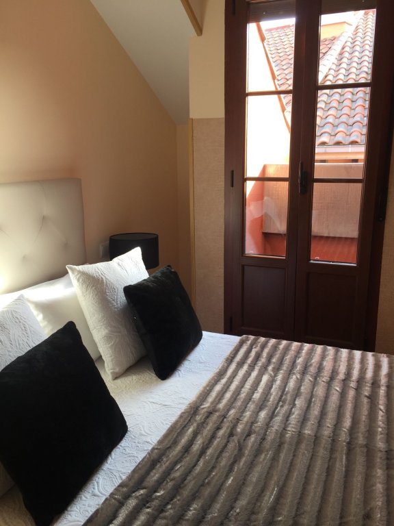 Фото Barceló León Conde Luna