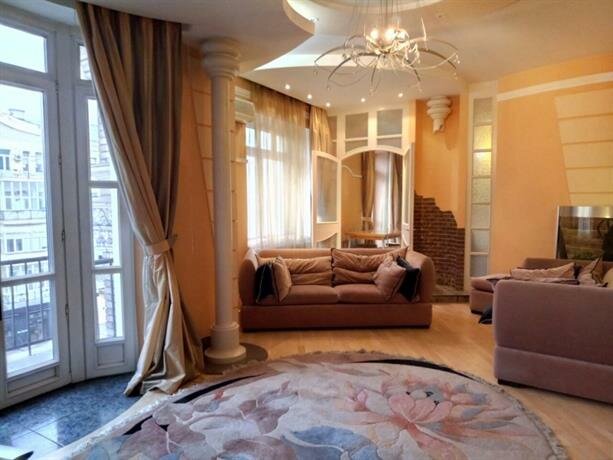 Alojamiento en alquiler diario Apartments in the center, Lev Tolstoy square, , foto
