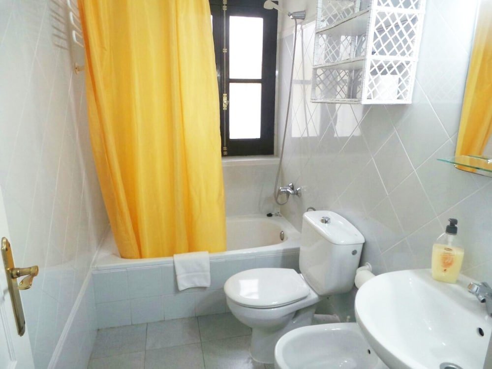 Фото Apartamentos Larga 70