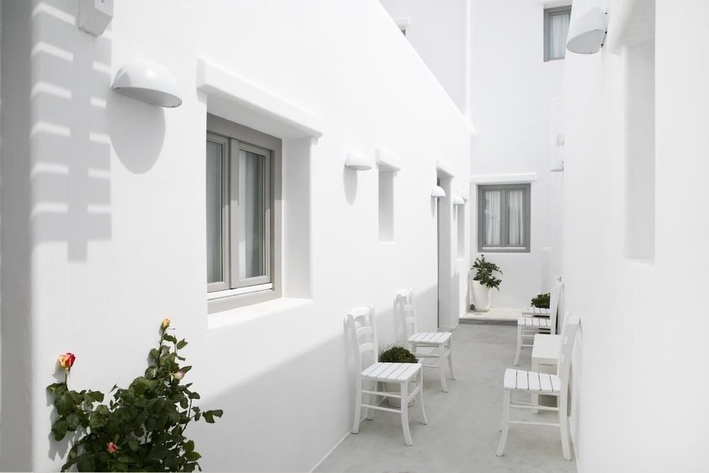 Фото Mykonos Dot Apartments