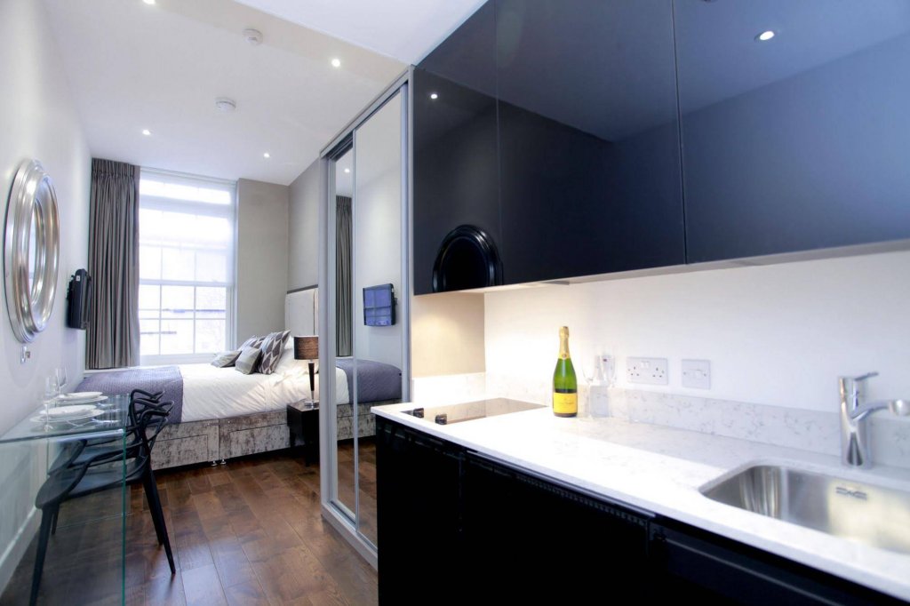 Фото Golden Square