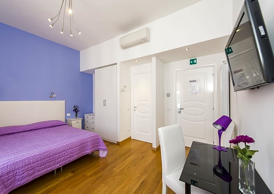 Фото Royal Rooms Colosseo