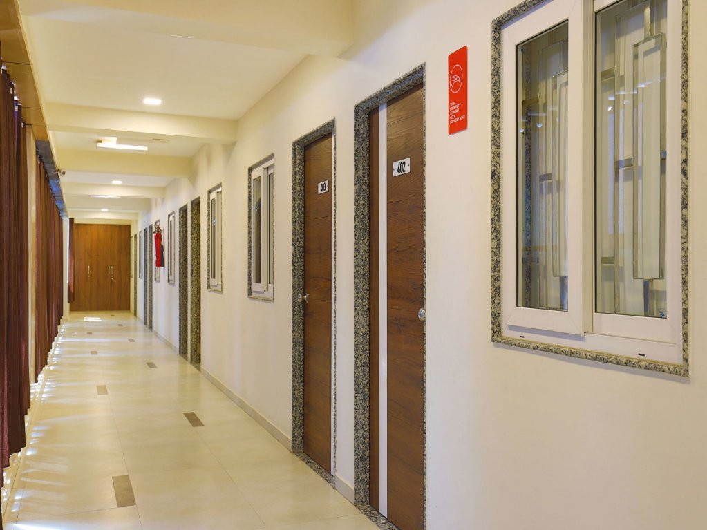 Фото Oyo 6862 Hotel Progressive Inn