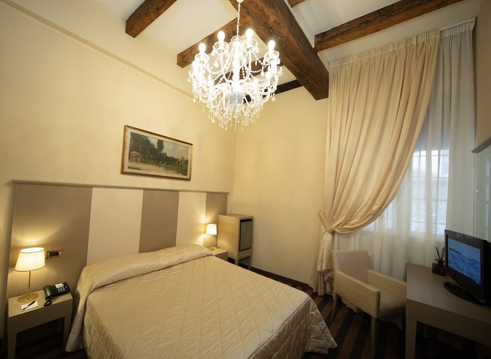 Фото Albergo Rossini 1936 Small & Charming