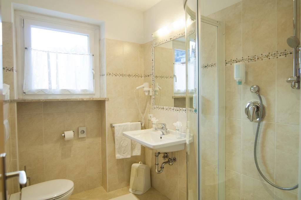 Фото Albergo Al Cervo Gasthof Zum Hirschen