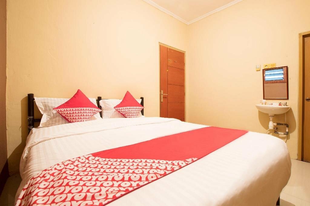 Hotel Oyo 298 Gemilang Guesthouse, Earth, photo
