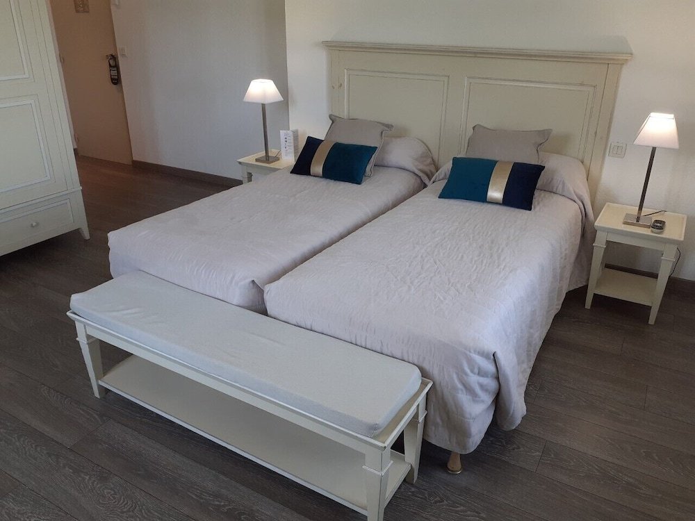 Фото Hotel Beau Site - Cap d'Antibes