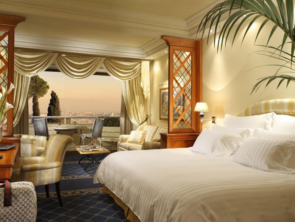 Фото Rome Cavalieri, A Waldorf Astoria Hotel