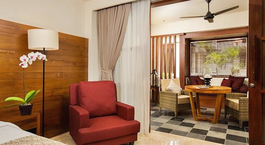 Фото Ubud Village Hotel