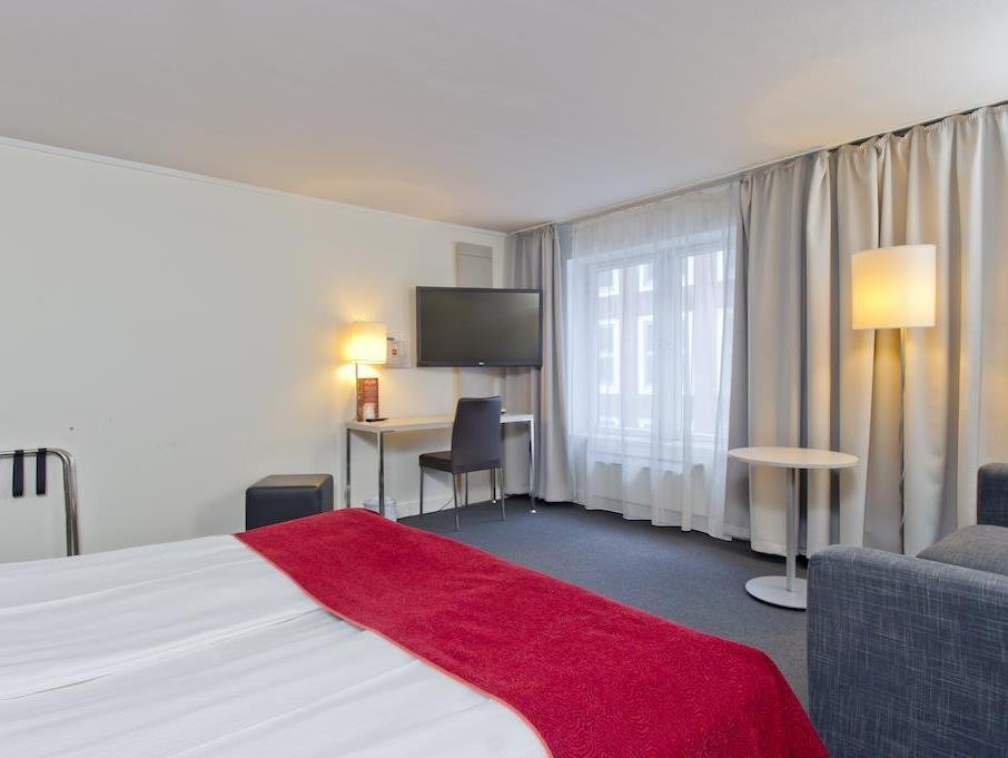 Фото Thon Hotel Orion