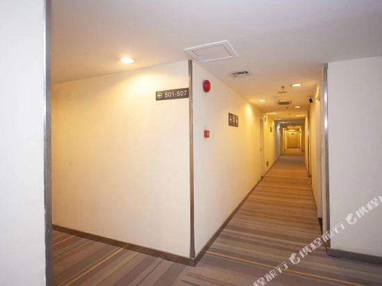 Фото 7 Days Inn Guangzhou Huangsha Metro Branch