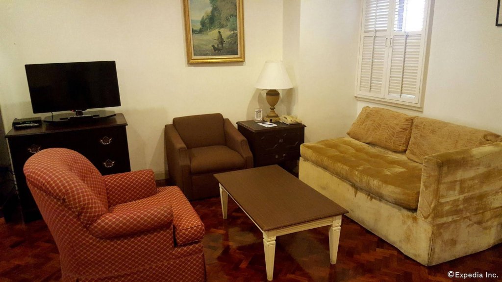 Фото Lourdes Suites