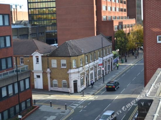 Фото отеля 3