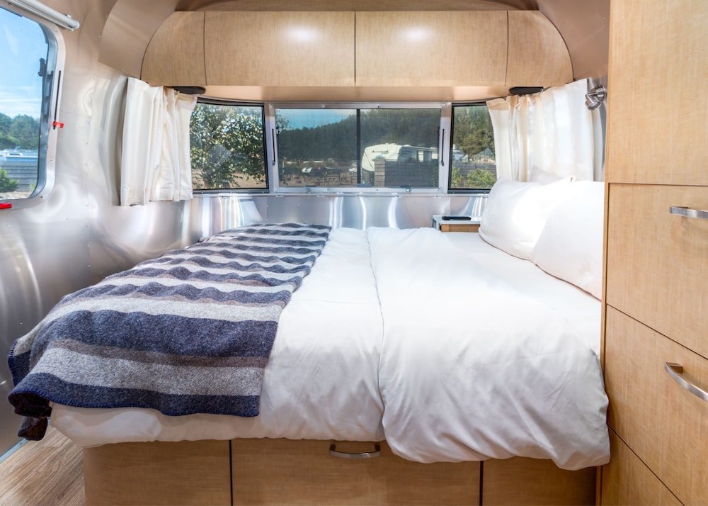 Фото Hart's Camp Airstream Hotel & Rv Park