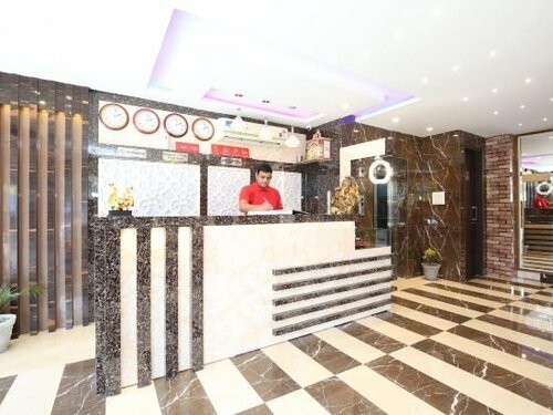 Гостиница Oyo 16341 Hotel C7 в Амритсаре