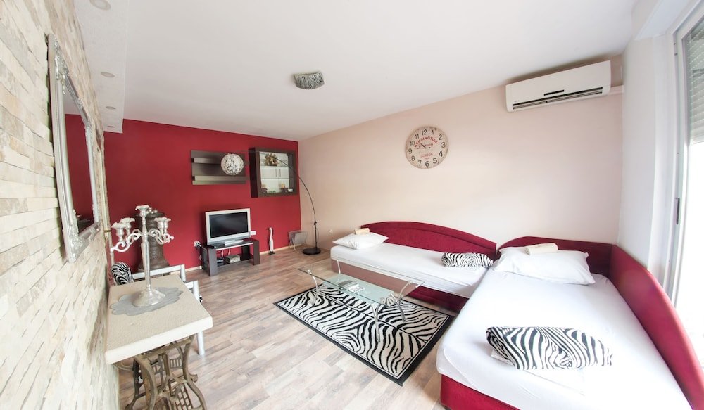 Фото Studio Apartment Zebra