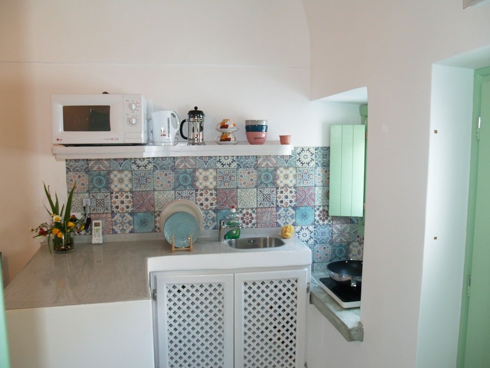 Фото Апартаменты Mythos Traditional Stonehouse