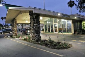 Гостиница Valli Hi Motel