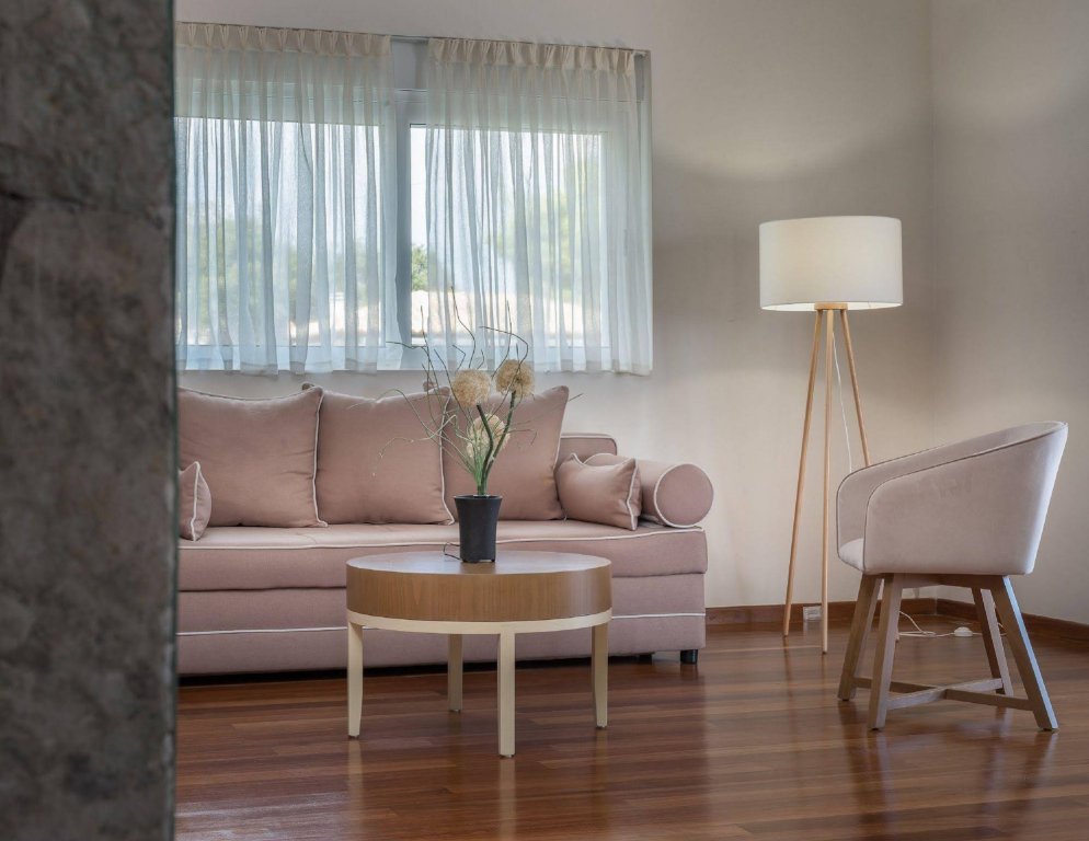 Фото Serenus Luxury Villa