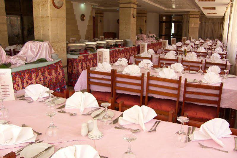 Фото Karnak Hotel