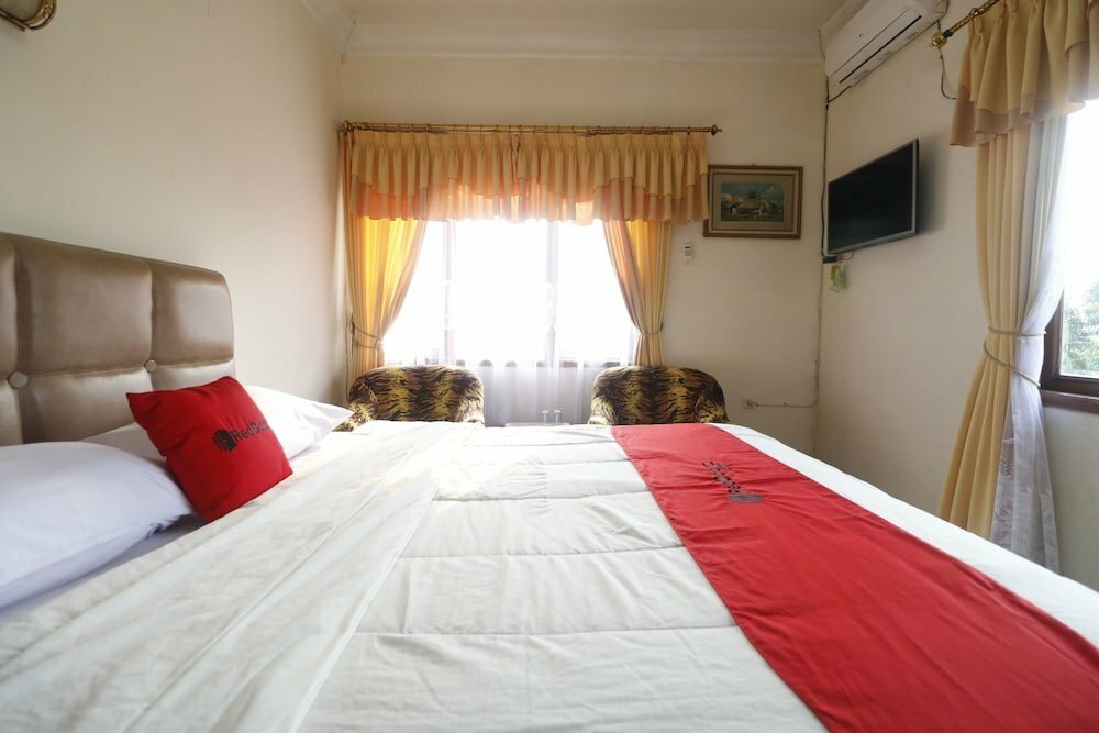 Hotel Zen Rooms Puncak Cibogo Km 69, West Java, photo