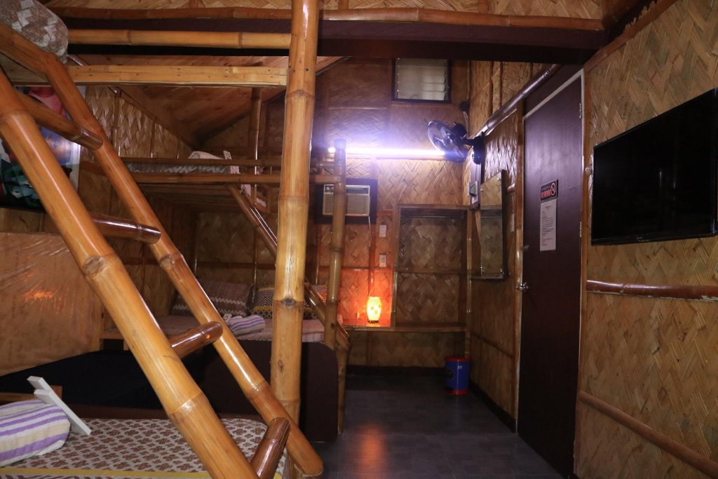 Фото Cool Martin Resort Hotel