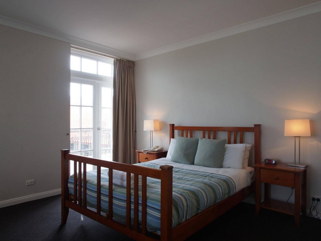 Фото Coogee Bay Hotel