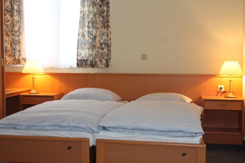 Фото Hotel Altberesinchen