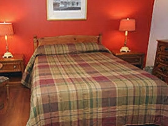 Фото Community Court Motel